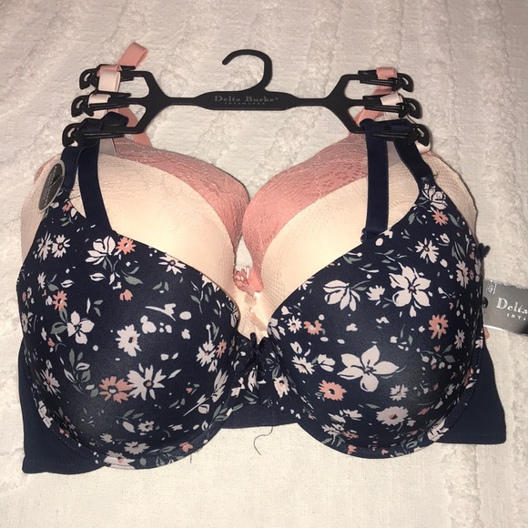 Delta Burke Other - Delta Burke 3 pack bras size 42D